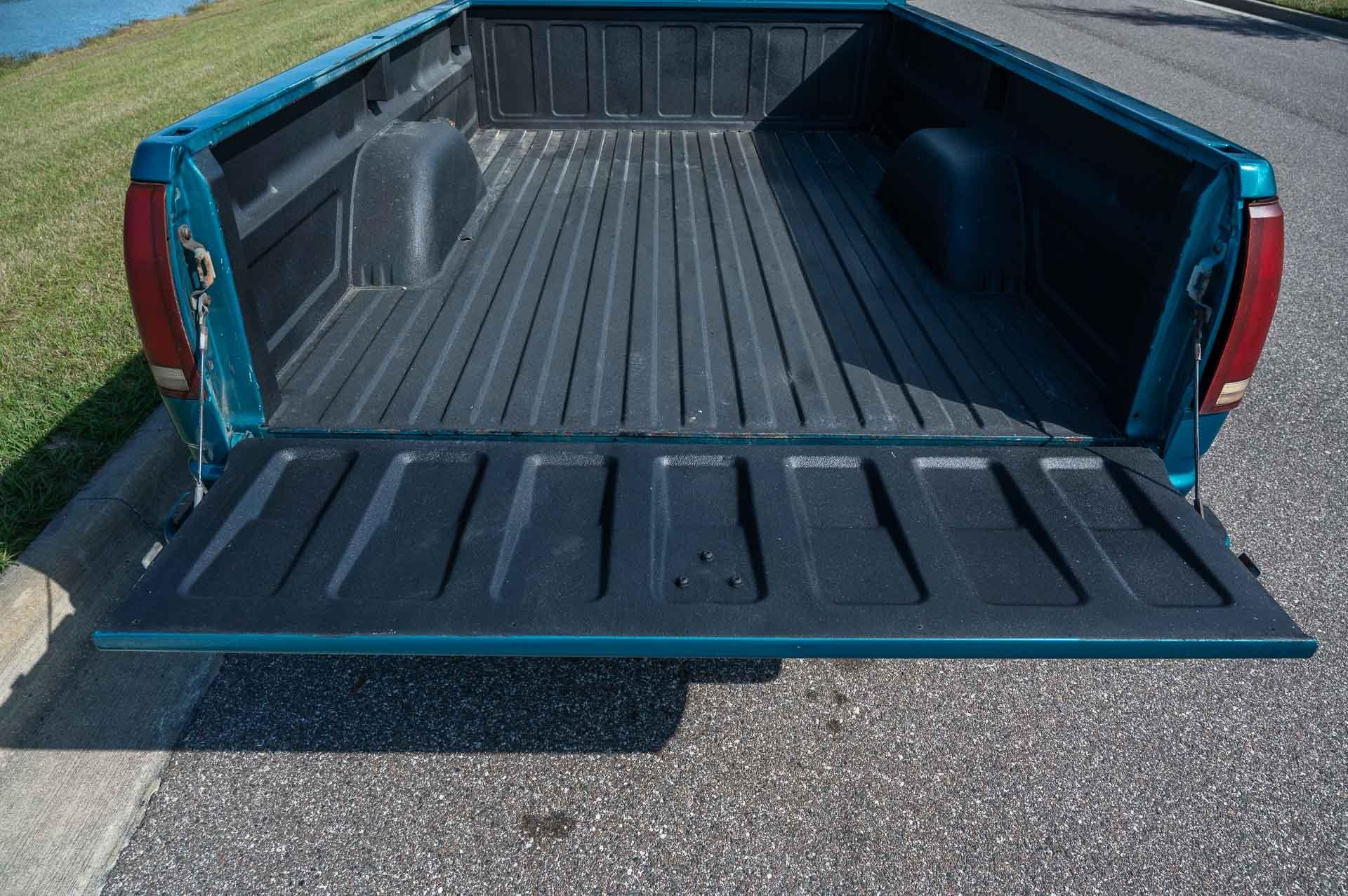 1993 Chevrolet RSX C2500 Silverado photo