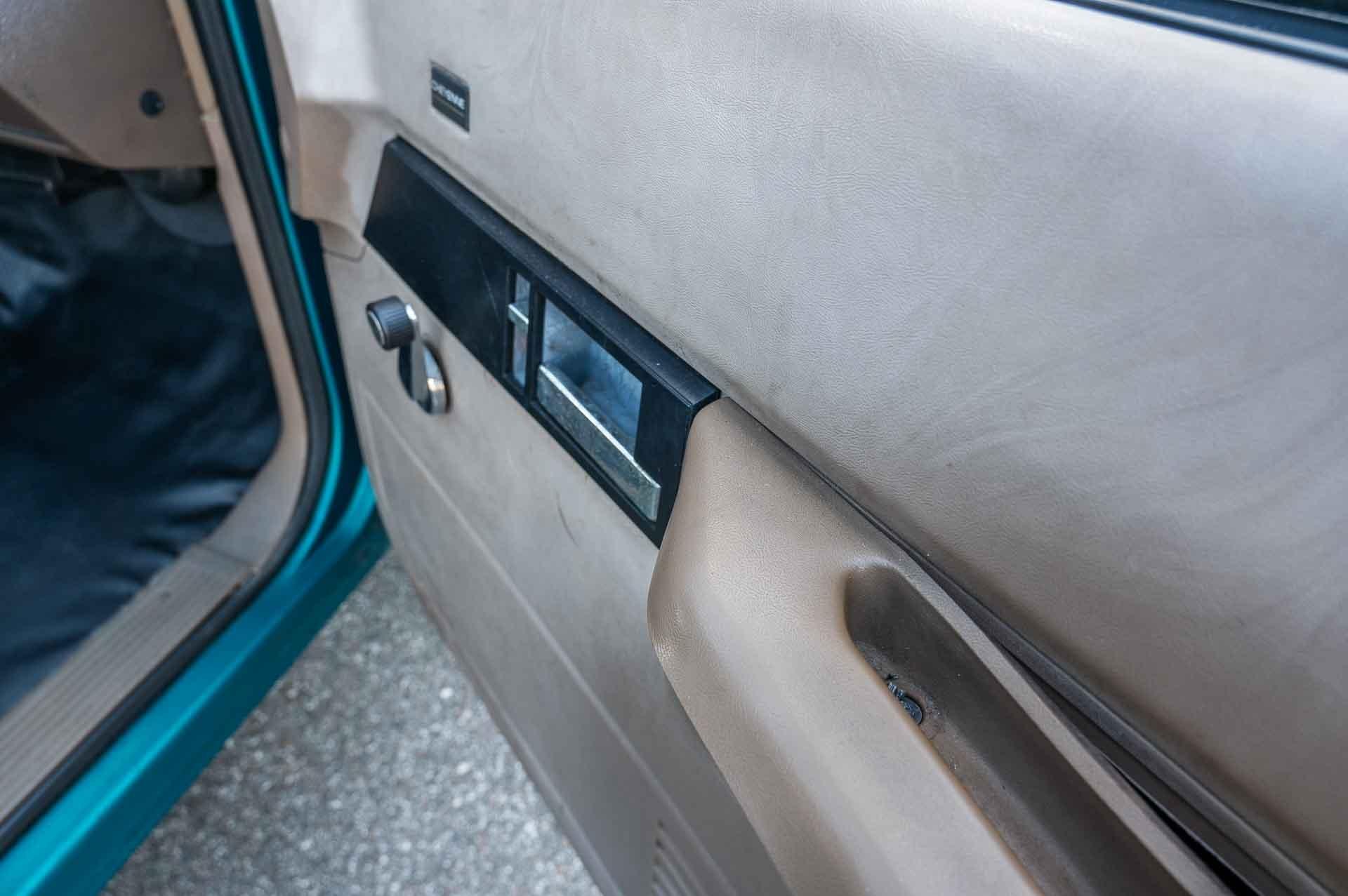 1993 Chevrolet RSX C2500 Silverado photo