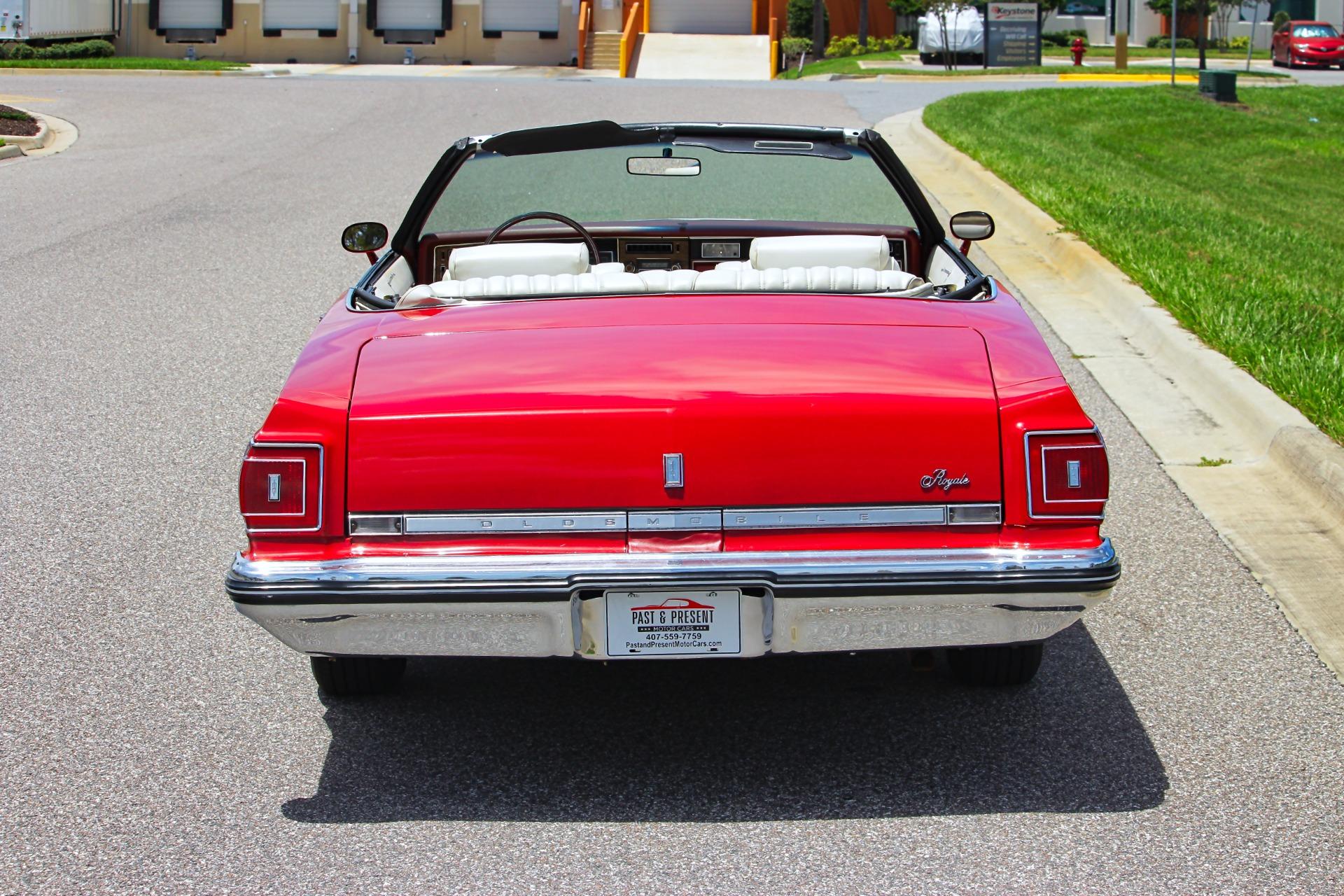 1975 Oldsmobile 88 - $29,975