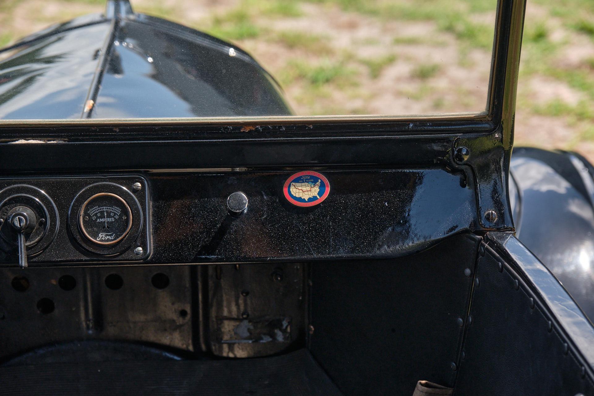 1924 Ford Mustang LX 5.0 photo
