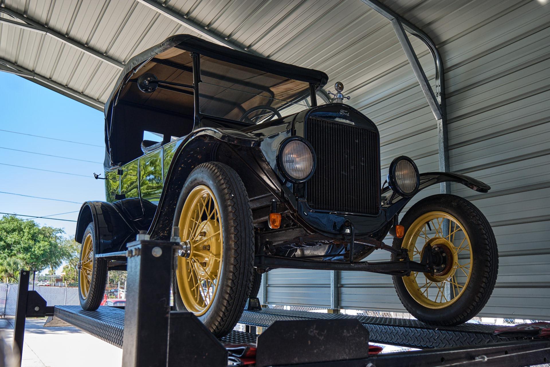 1924 Ford Mustang LX 5.0 photo