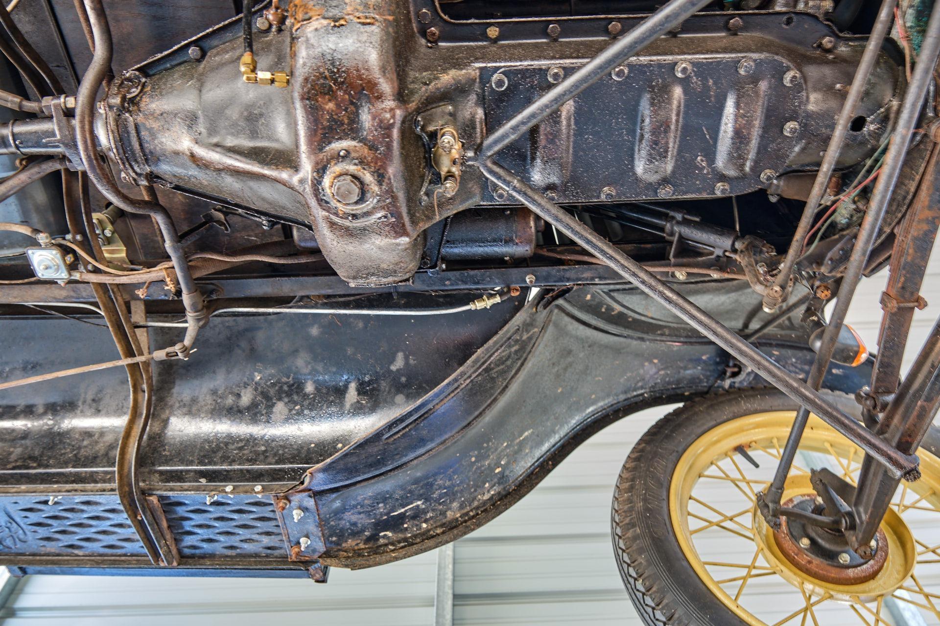 1924 Ford Mustang LX 5.0 photo