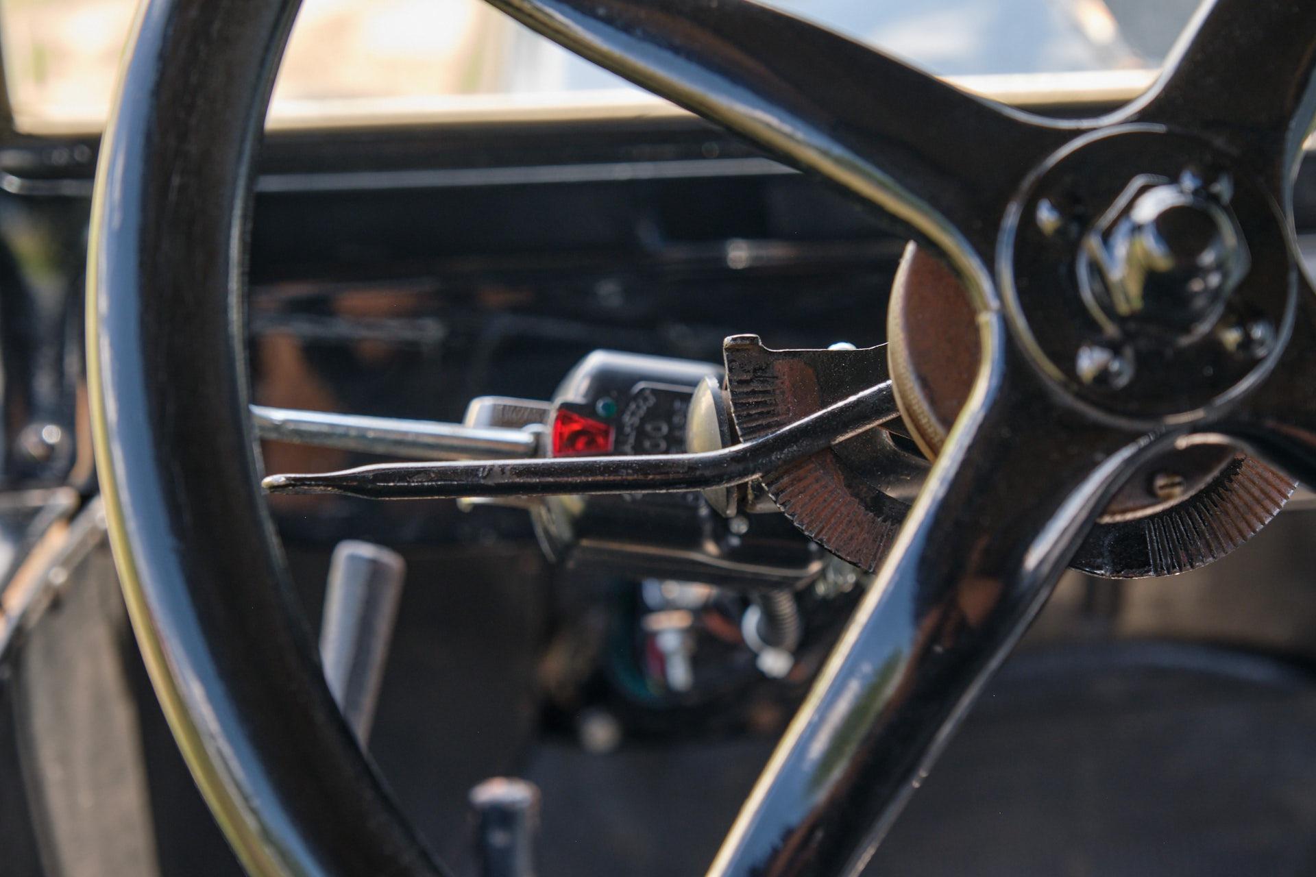 1924 Ford Mustang LX 5.0 photo
