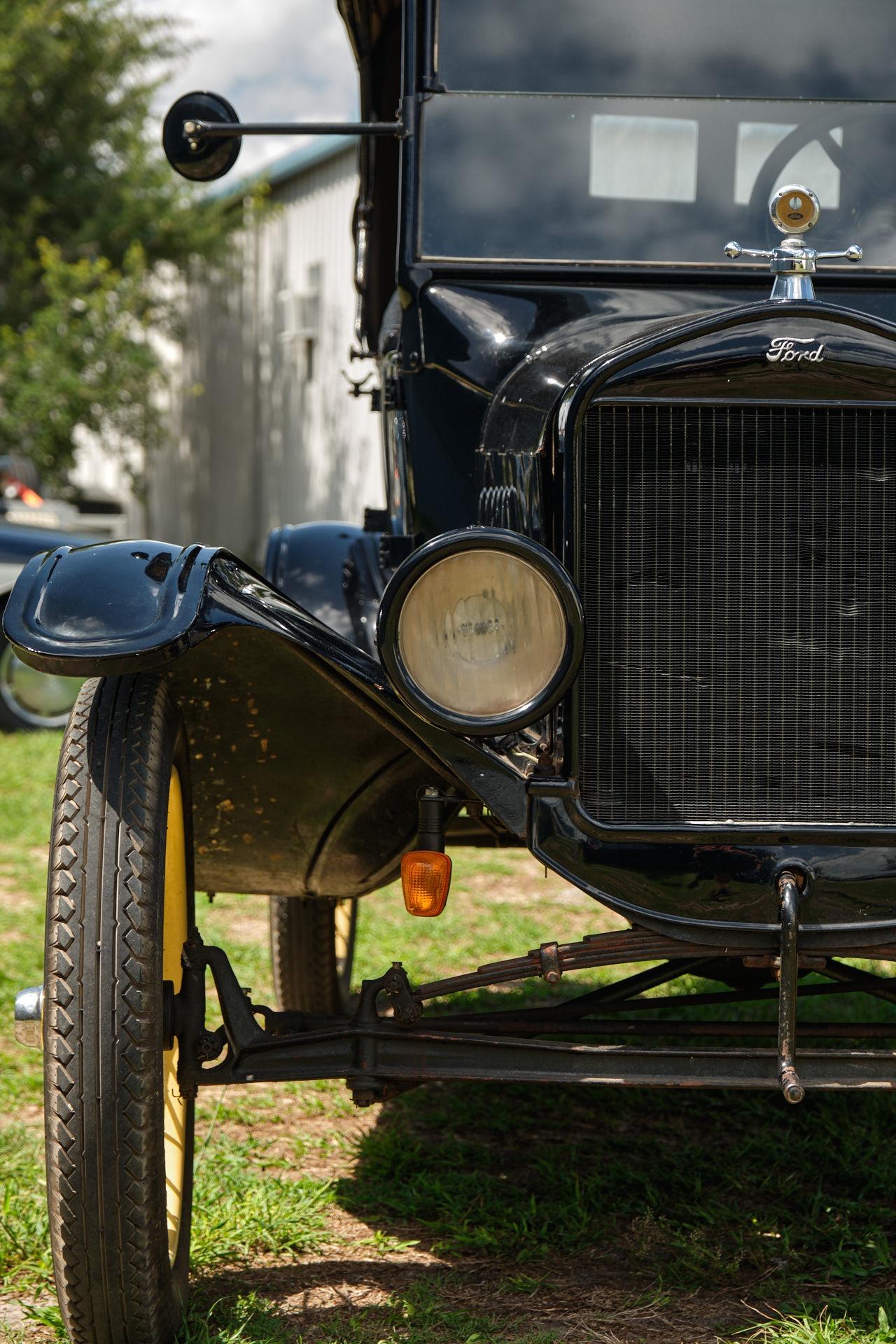 1924 Ford Mustang LX 5.0 photo