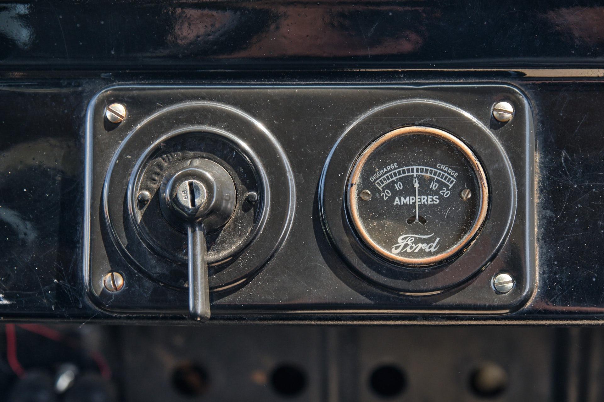 1924 Ford Mustang LX 5.0 photo