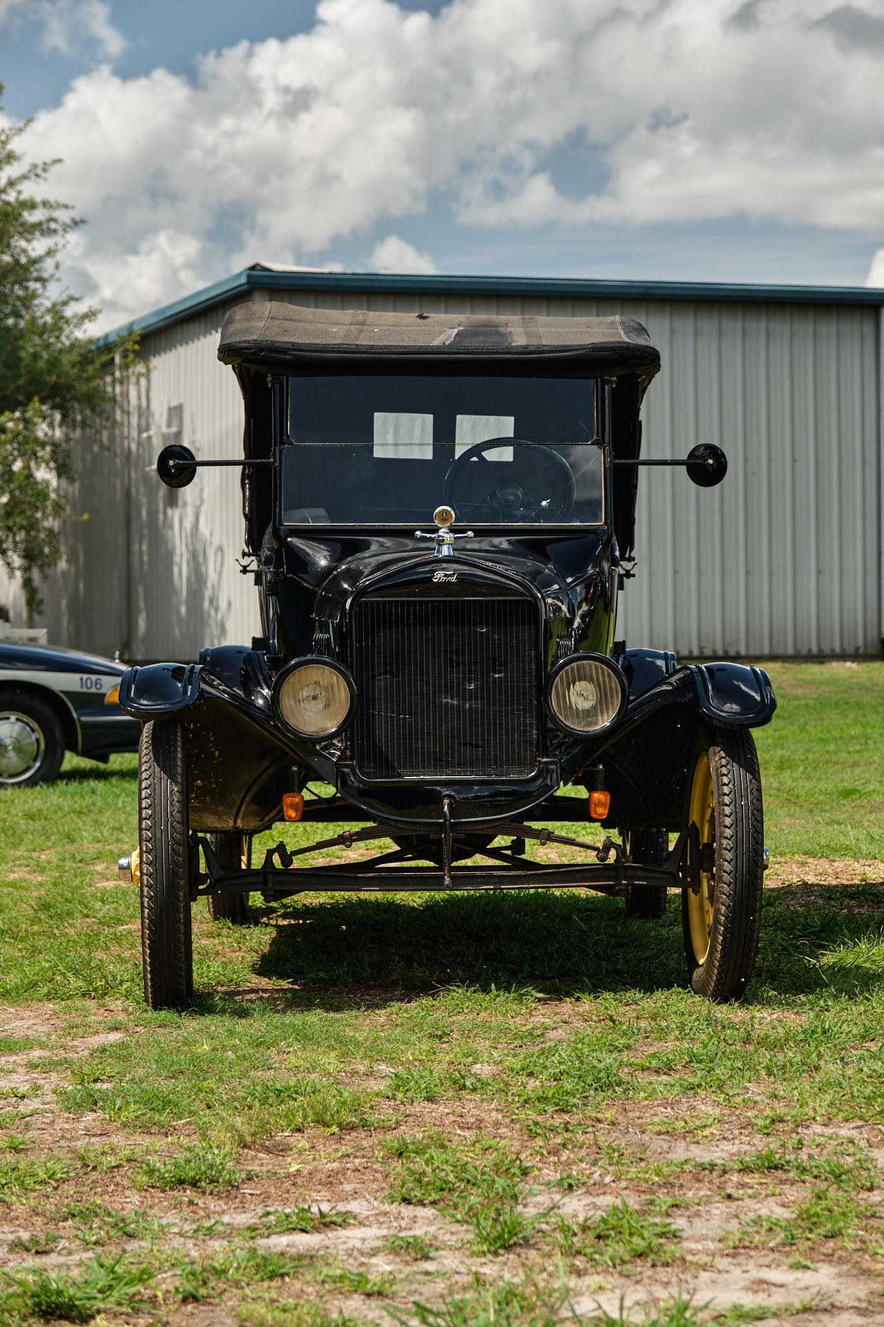 1924 Ford Mustang LX 5.0 photo