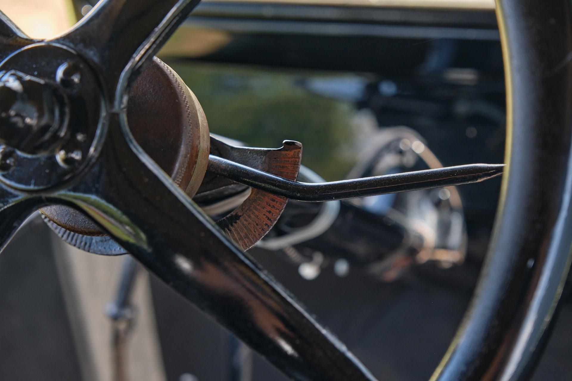 1924 Ford Mustang LX 5.0 photo