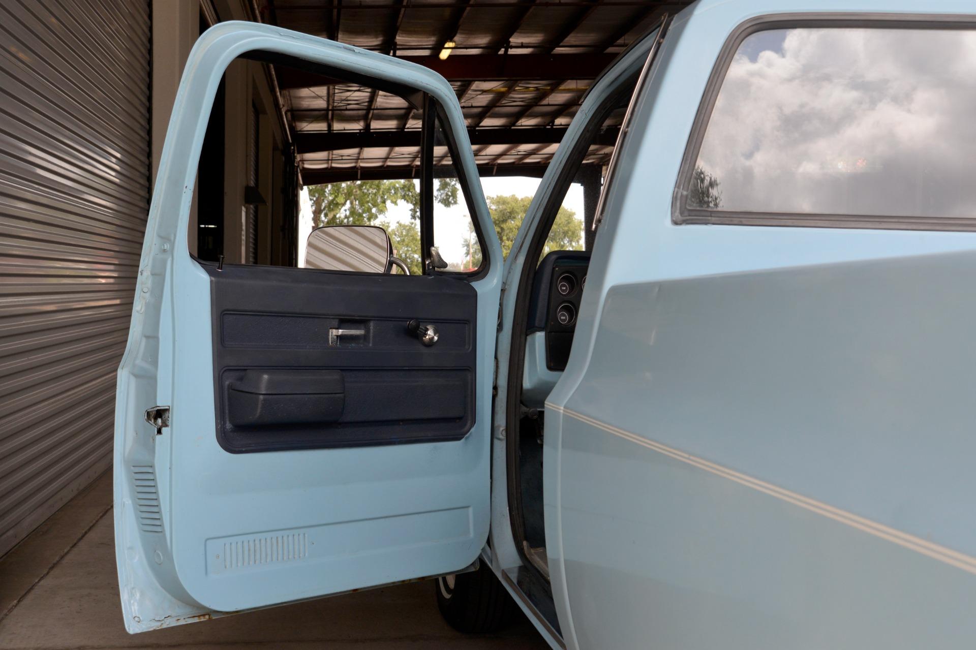 1976 Chevrolet C10 - $15,976