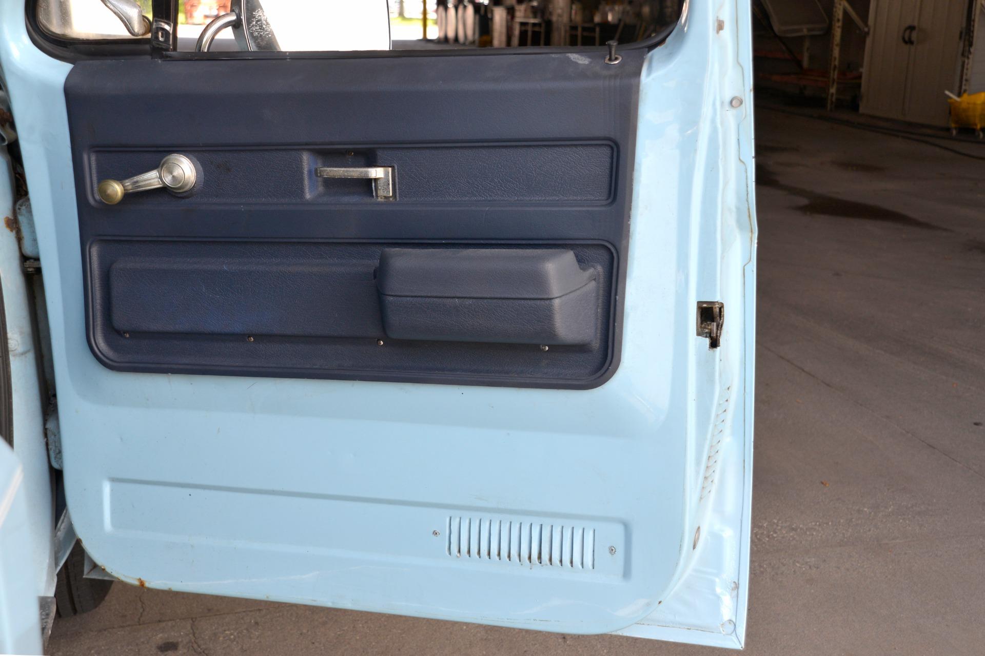 1976 Chevrolet C10 - $15,976