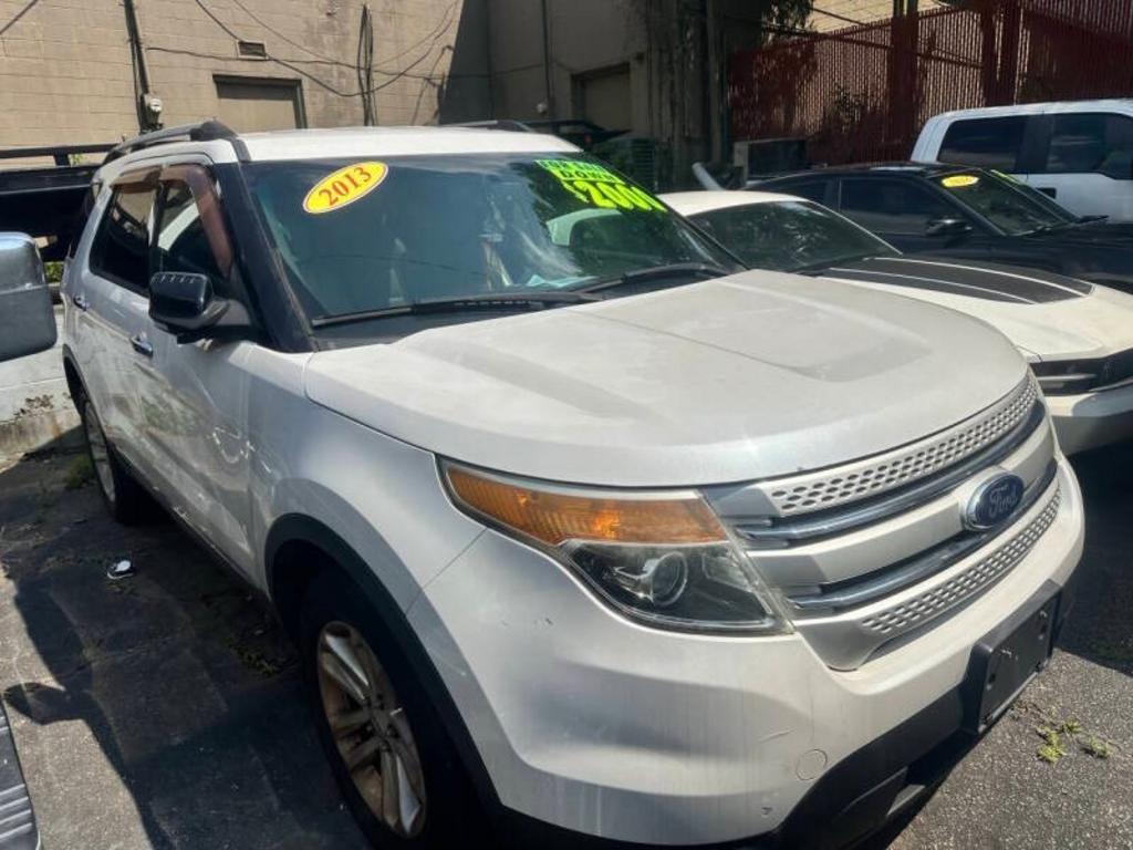 2013 Ford Explorer - $7,500