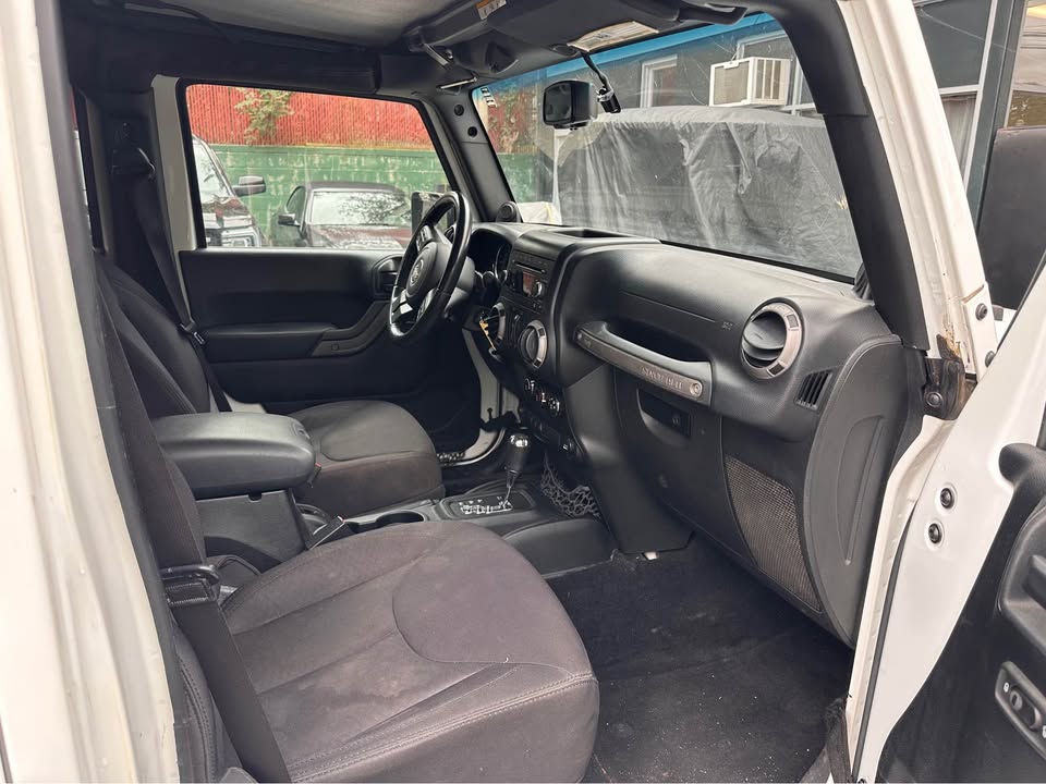 2012 Jeep Wrangler - $10,500