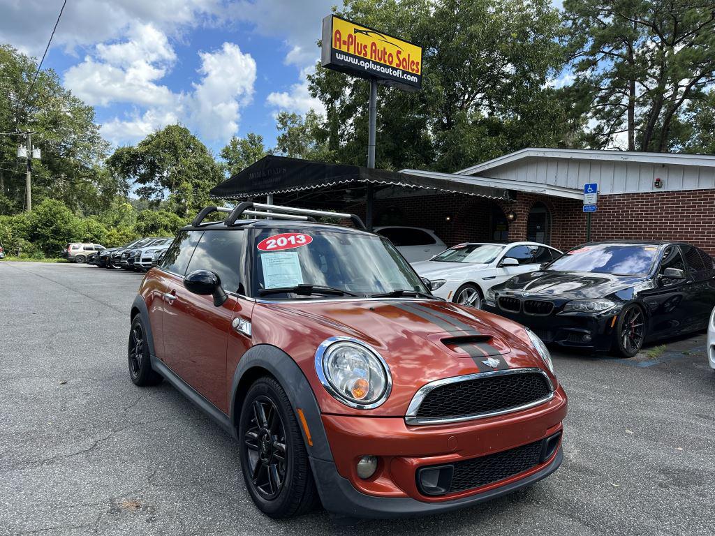 2013 MINI Cooper S photo