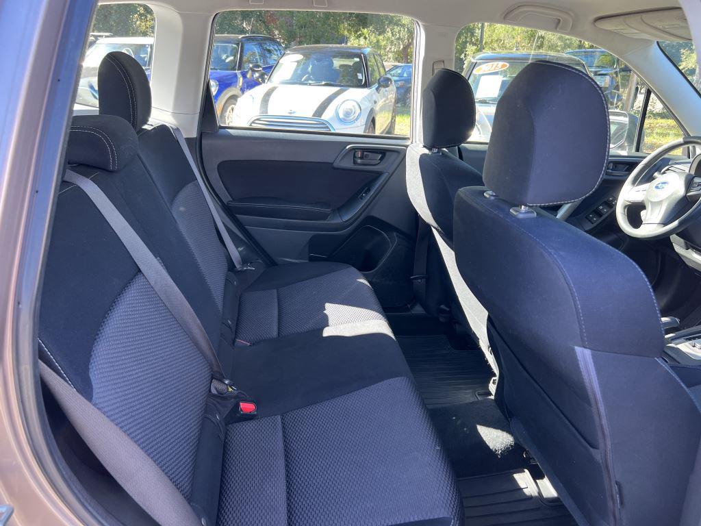 2015 Subaru Forester 2.5i photo