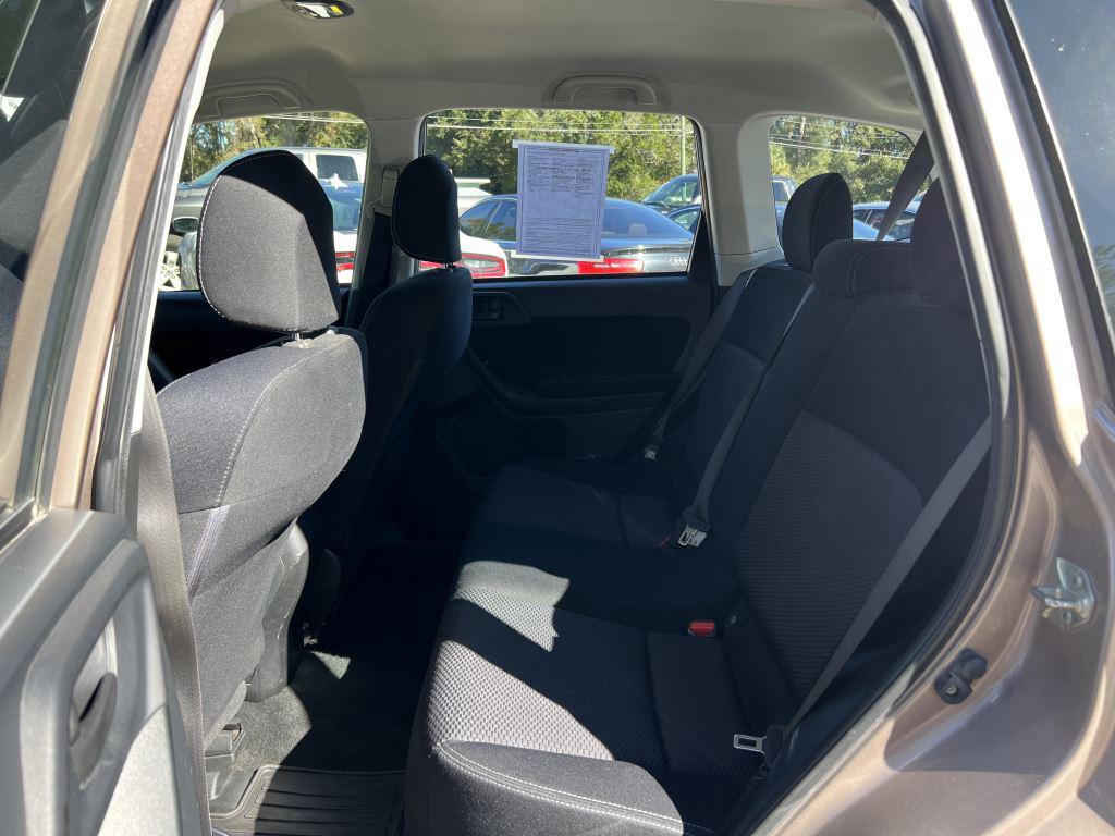 2015 Subaru Forester 2.5i photo
