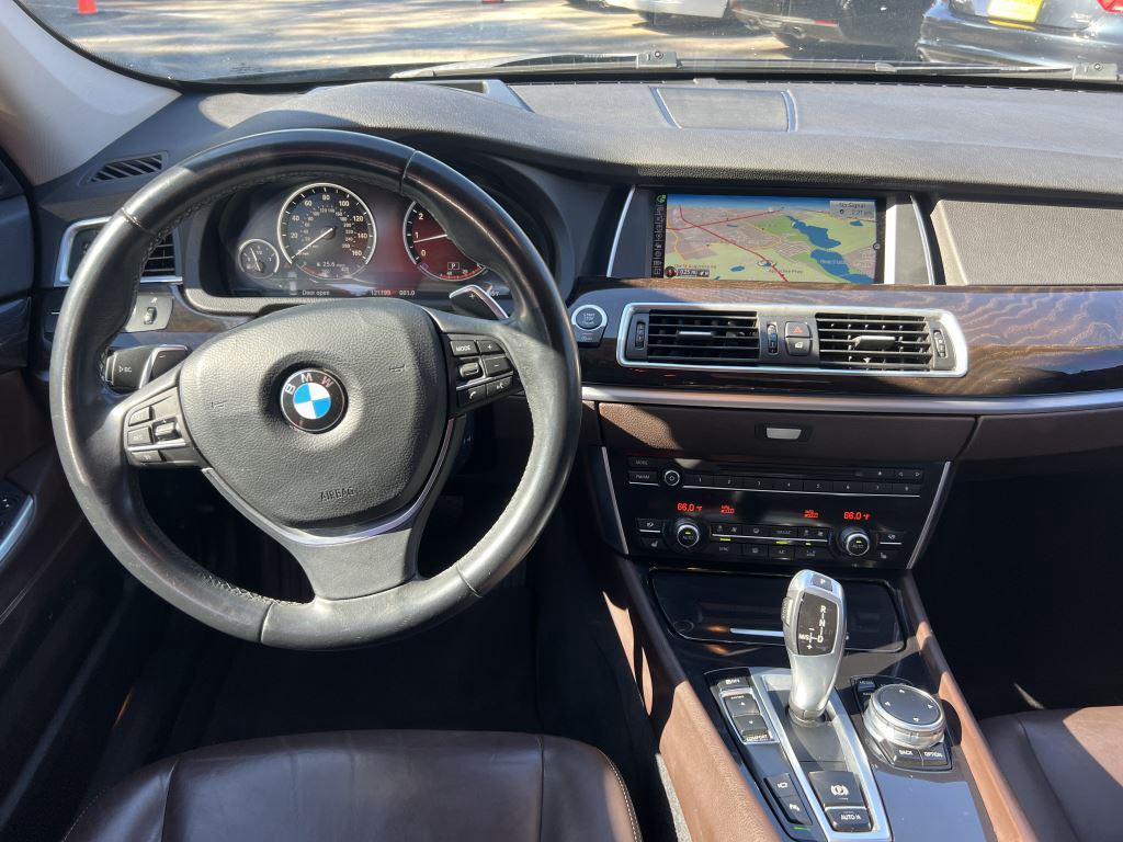 2016 BMW 5-Series  photo