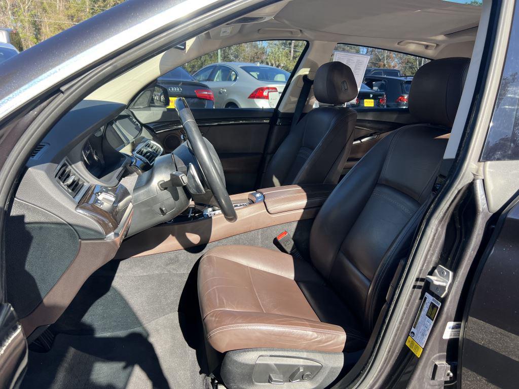 2016 BMW 5-Series  photo