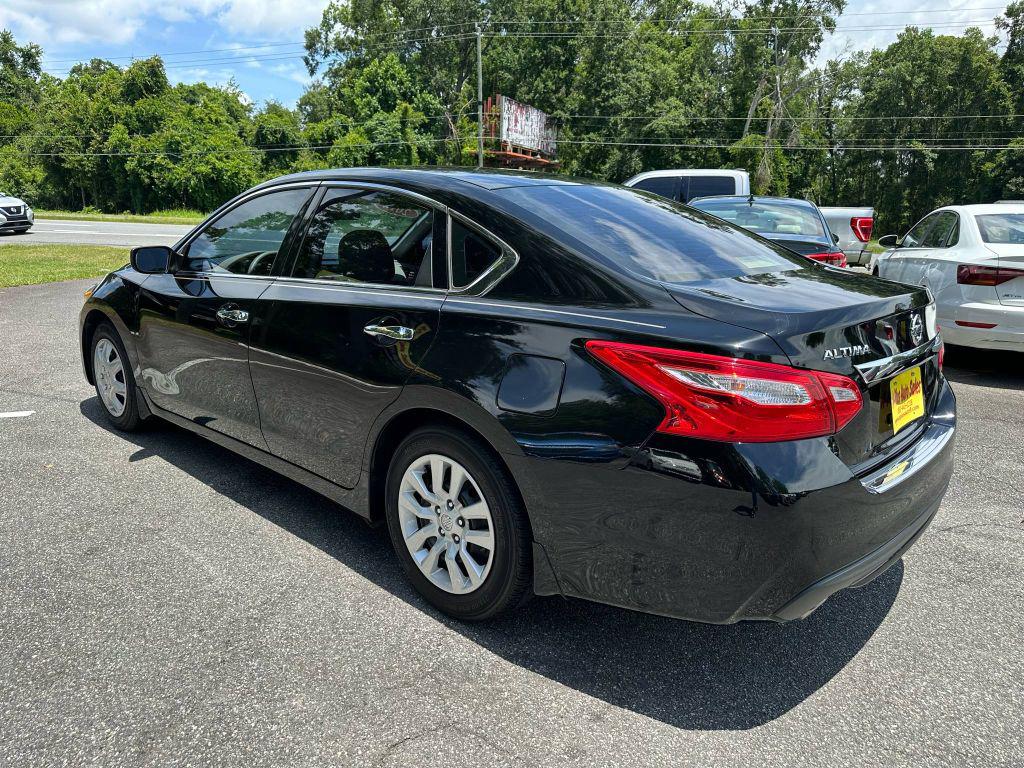 2024 Nissan Altima S photo 18