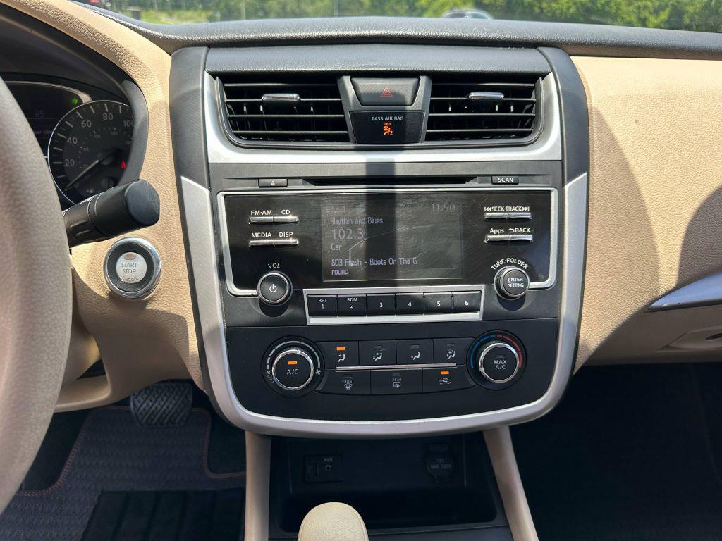 2024 Nissan Altima S photo 25