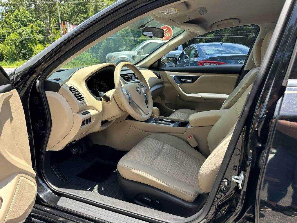 2024 Nissan Altima S photo 21