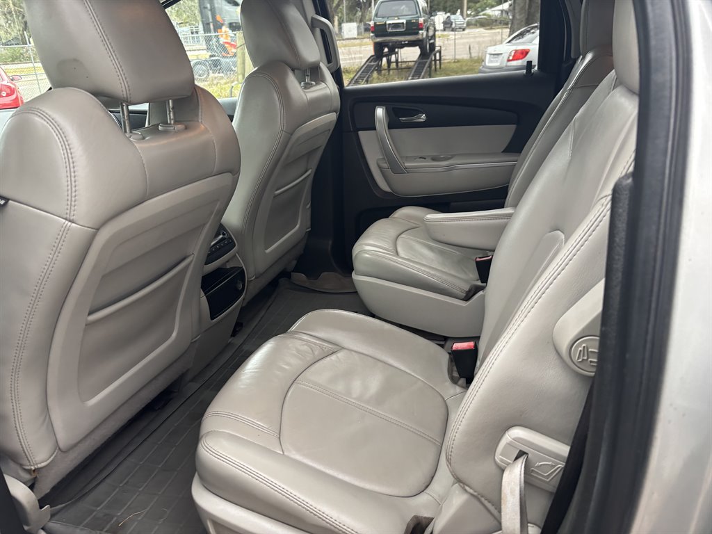 2012 GMC Acadia SLT-2 photo