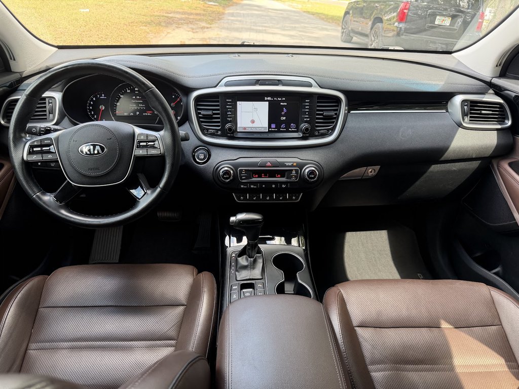2019 Kia Sorento - $18,999