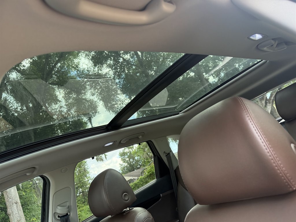 2019 Kia Sorento - $18,999