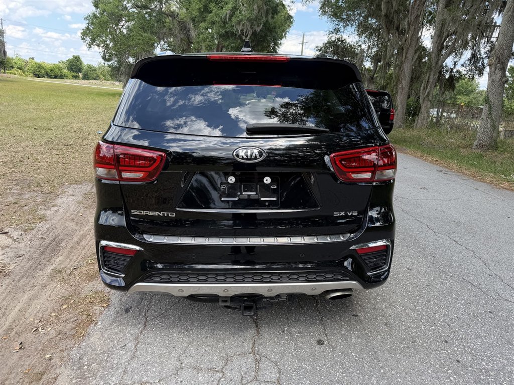 2019 Kia Sorento - $18,999