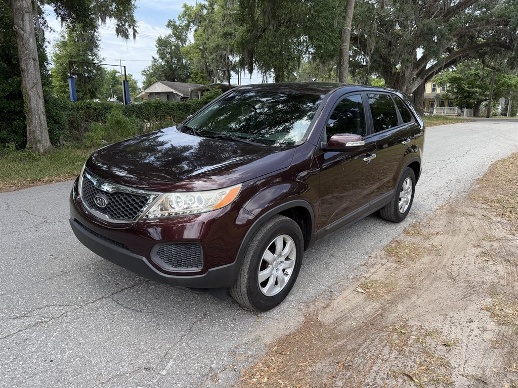 2012 Kia Sorento - $9,999