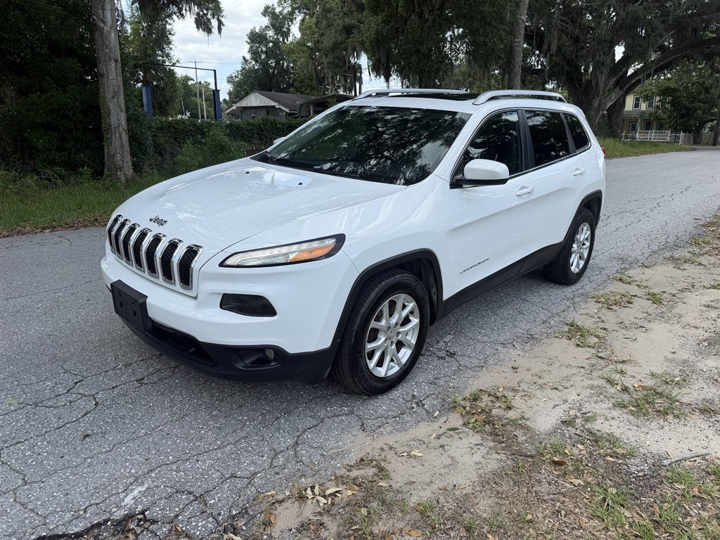 2016 Jeep Cherokee - $13,299