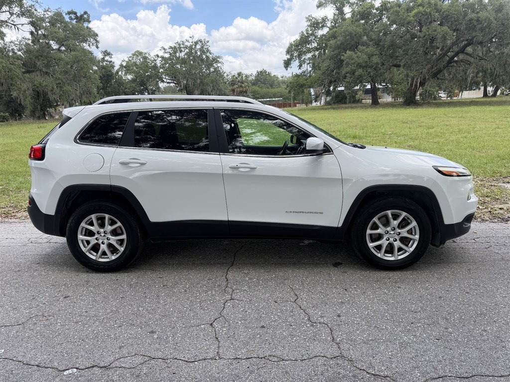 2016 Jeep Cherokee - $13,299