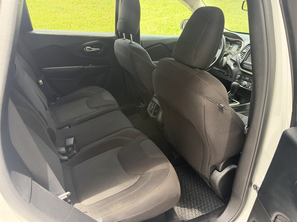 2016 Jeep Cherokee - $13,299