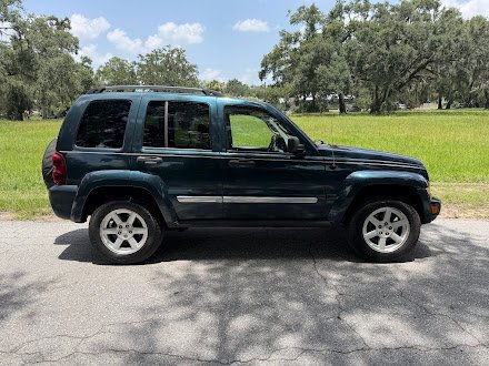 2005 Jeep Liberty - $6,999