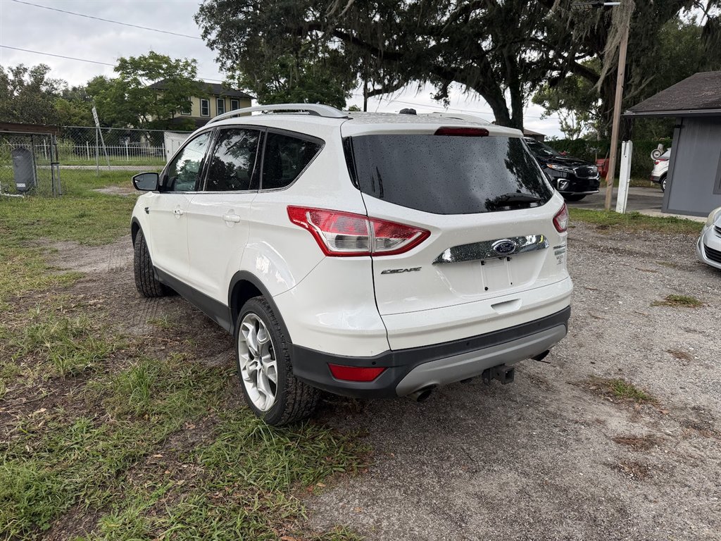 2014 Ford Escape - $8,999