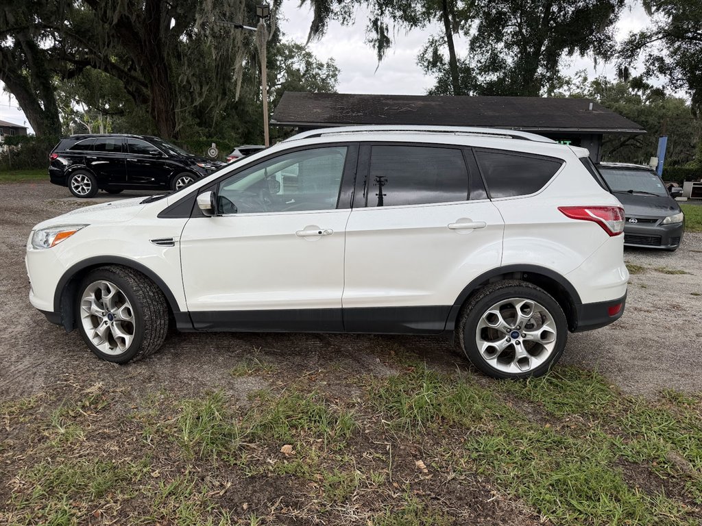 2014 Ford Escape - $8,999