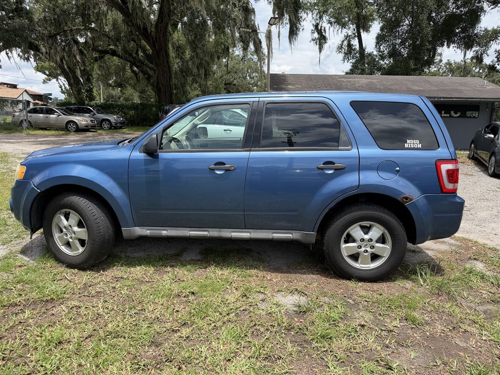 2009 Ford Escape - $4,999