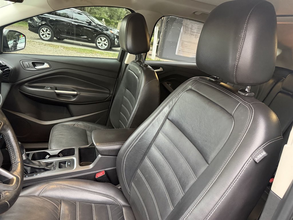 2017 Ford Escape - $7,999
