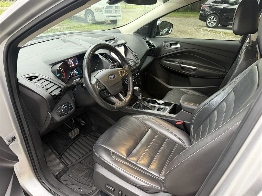 2017 Ford Escape - $7,999