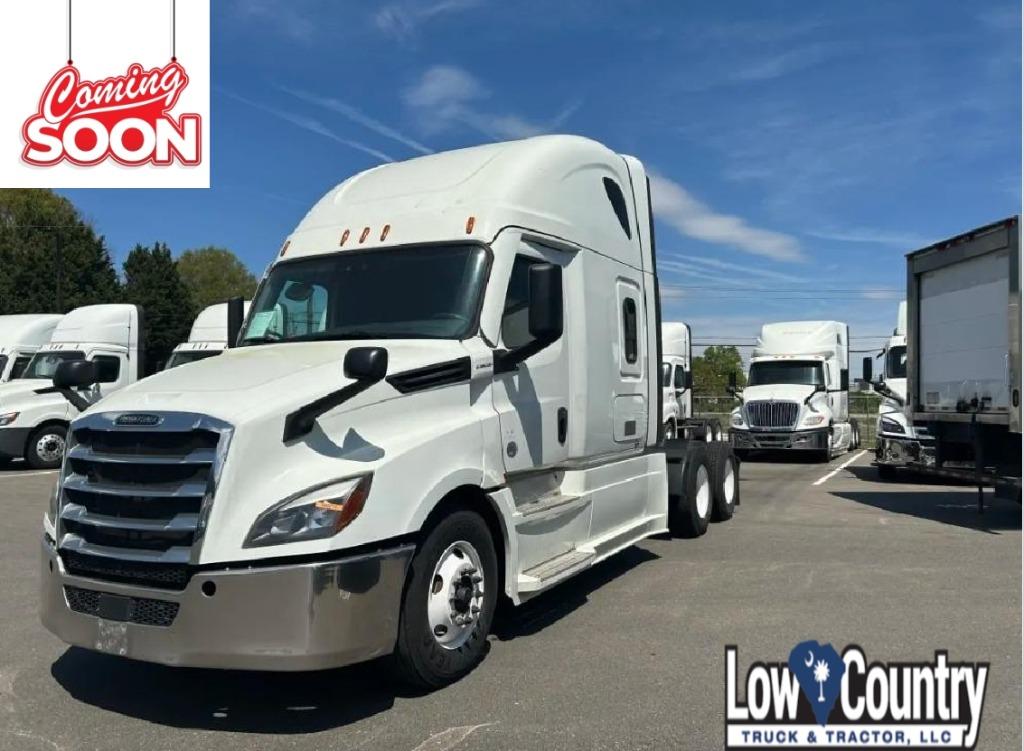 2021 Freightliner Cascadia - $39,995