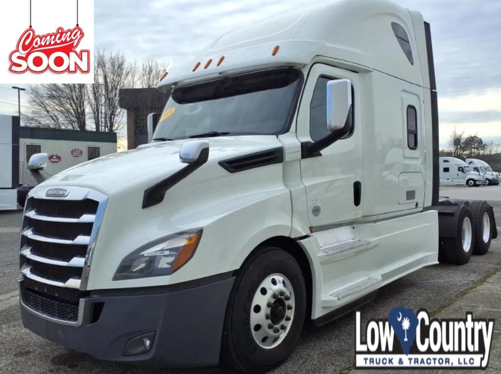 2020 Freightliner Cascadia - $39,995