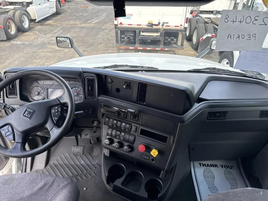 2020 International Lt625 - $38,995