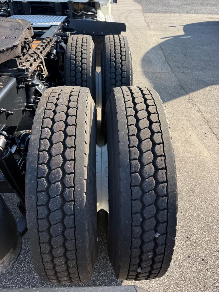 2018 Freightliner Cascadia - $29,995