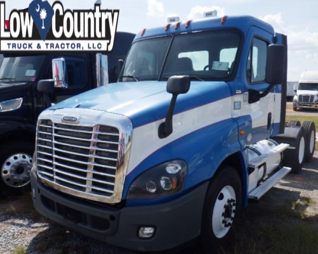 2019 Freightliner Cascadia - $30,995
