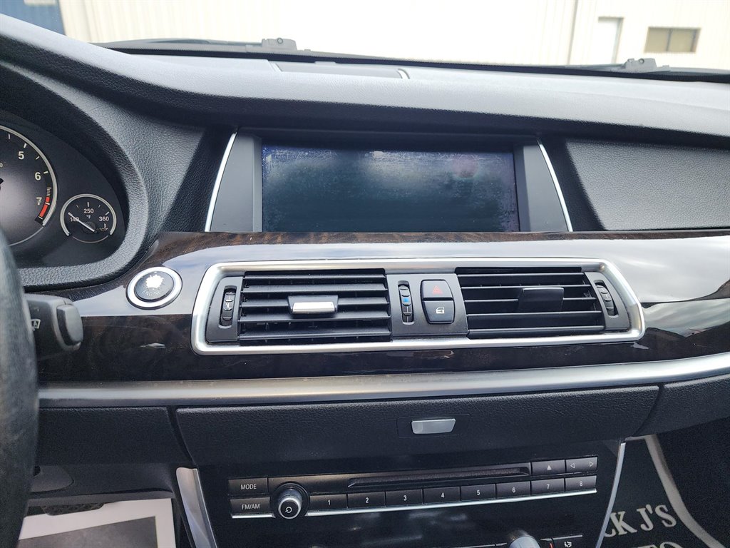 2010 BMW NSX 550i xDrive Gran Turismo photo
