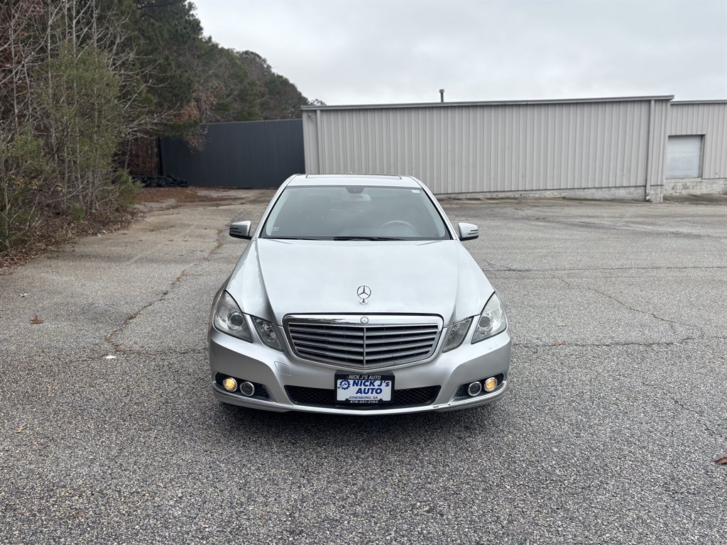 2011 Mercedes-Benz E-Class E350 Luxury photo