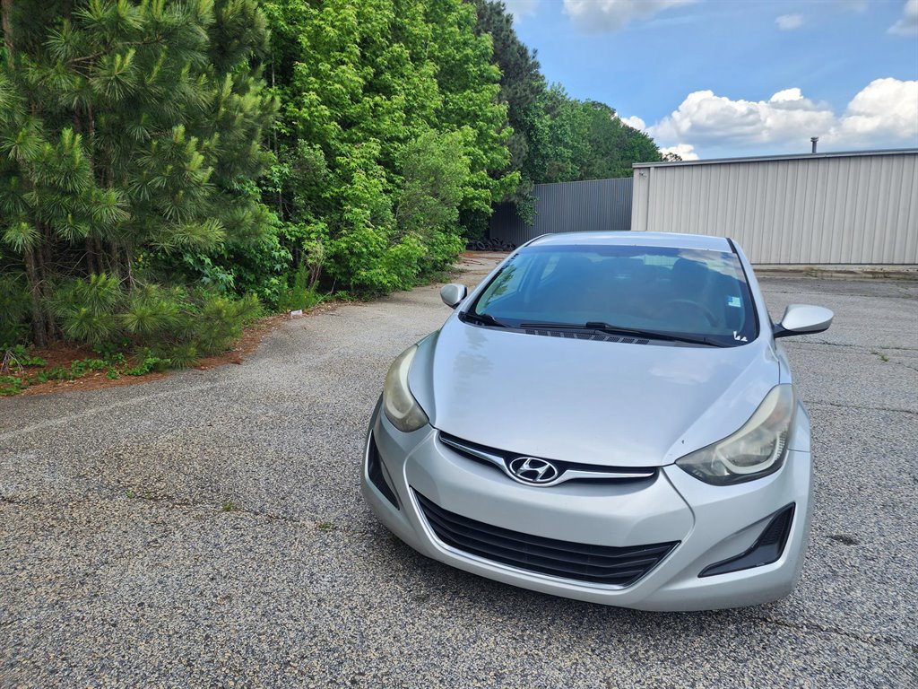 2015 Hyundai Elantra SE photo