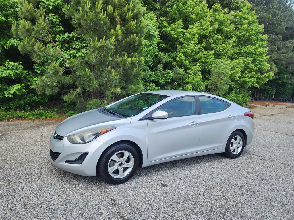 2015 Hyundai Elantra SE photo