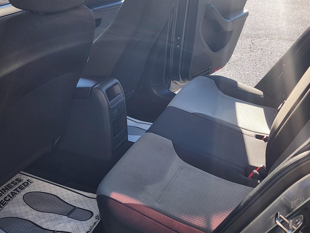 2017 Volkswagen Jetta - $8,900