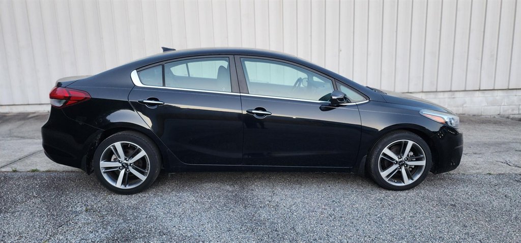 2017 Kia Forte - $9,500