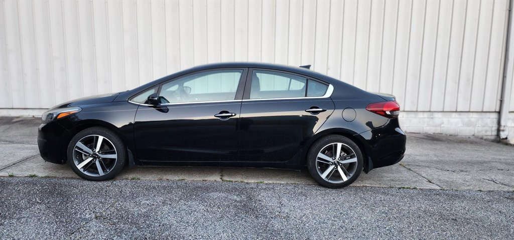 2017 Kia Forte - $9,500