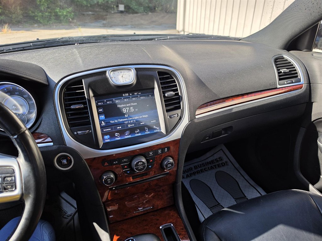 2013 Chrysler 300 - $8,300